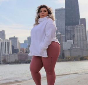 mom 25