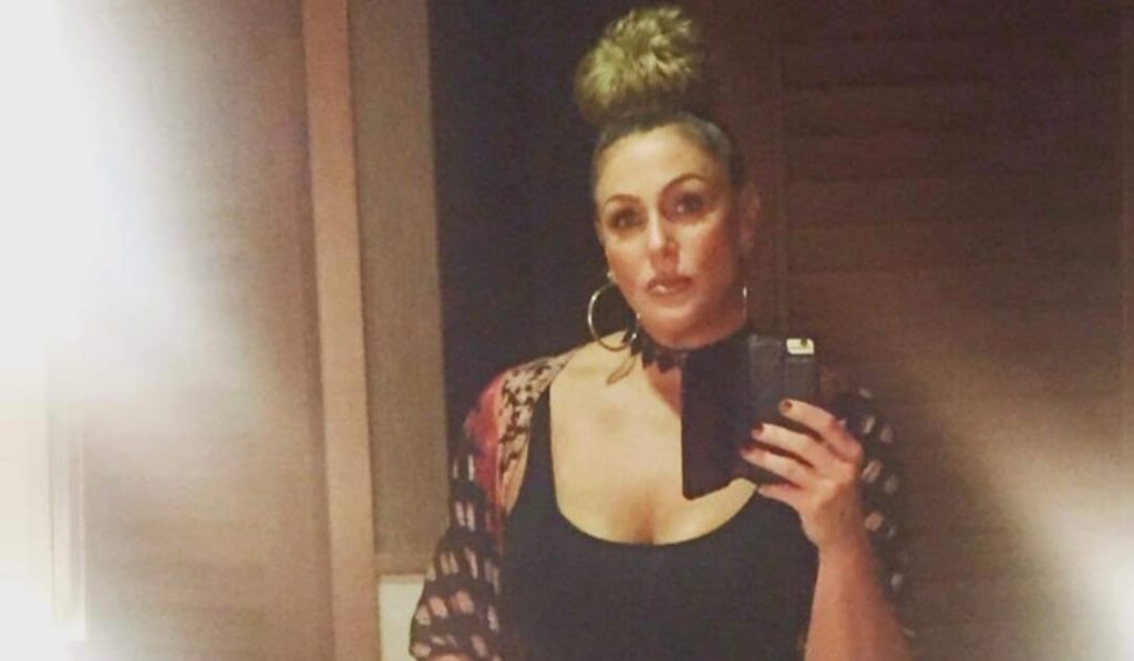 Single Mom Seeking Sugar Momma Arrangement With A Young Man - Get A Sugar Mummy