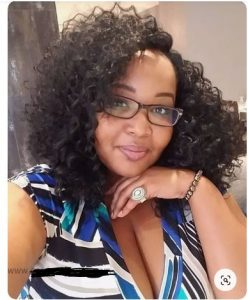 mom 8763