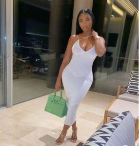 mom 877822