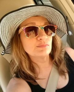 Divorced Sugar Mummy In Maryland, USA Is Available