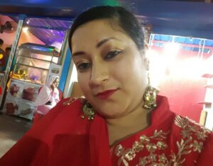 This Rich Sugar Mummy In USA Want A Good Man For A Relationship