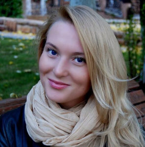Rich Mummy From USA Needs A Serious Man For Dating – Click To Accept Her