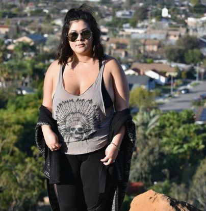 Private Number Of This Rich USA Sugar Mummy Is Available – Call Her Now